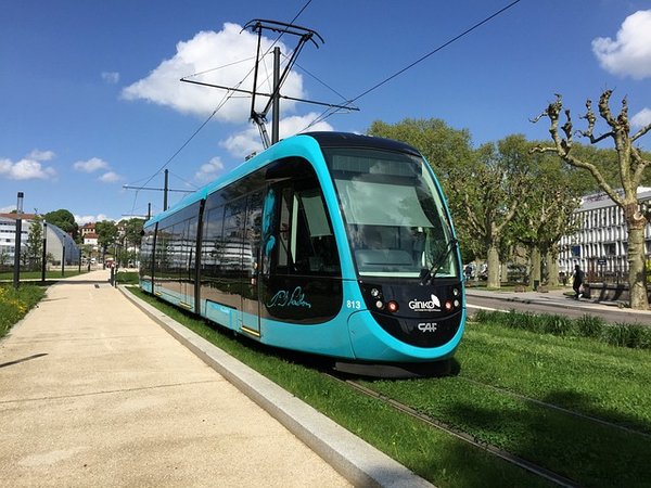 Transport en commun : Peser les avantages et les inconvénients pour mieux se déplacer